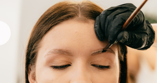 услуги бровиста